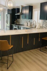 Slate Black Pine, Grey Felt